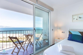 Отель Holidays P14 Sea View  Ампуриябрава